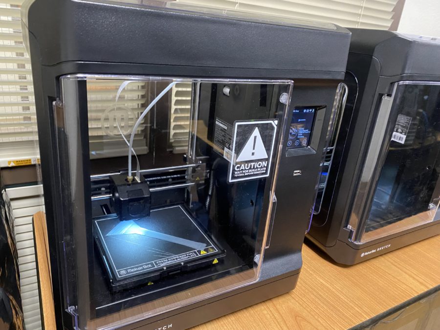 The+3D+printers+new+to+Golden+Valley.